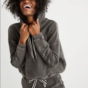 Aerie Charcoal Gray Ribbed Cropped Hoodie